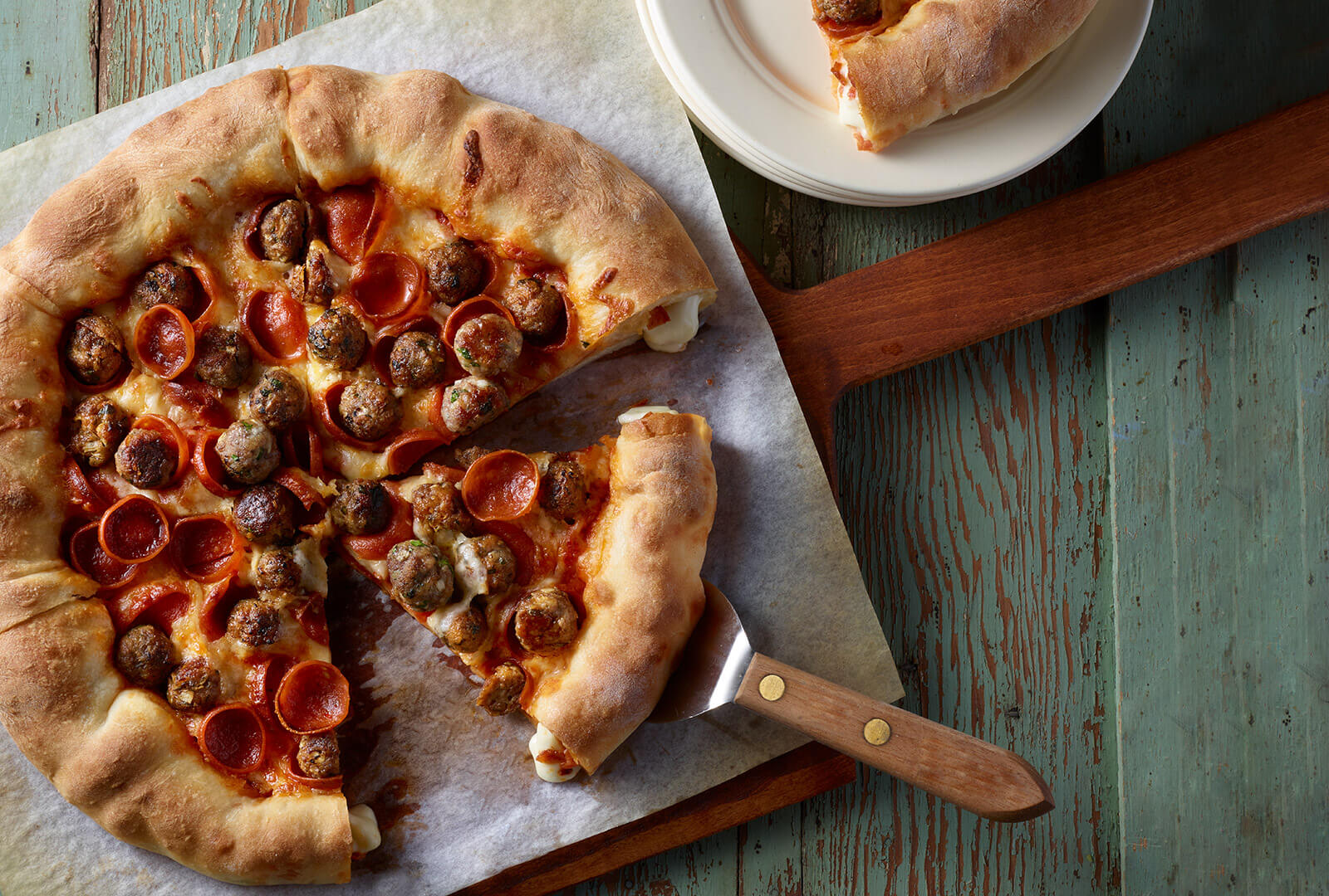 4 Ingredient Mini Pizza Recipe - Midwest Foodie