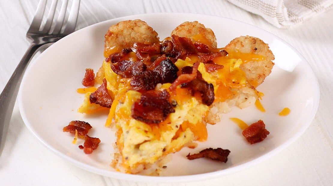 Bacon Potato Puffs Breakfast Pizza