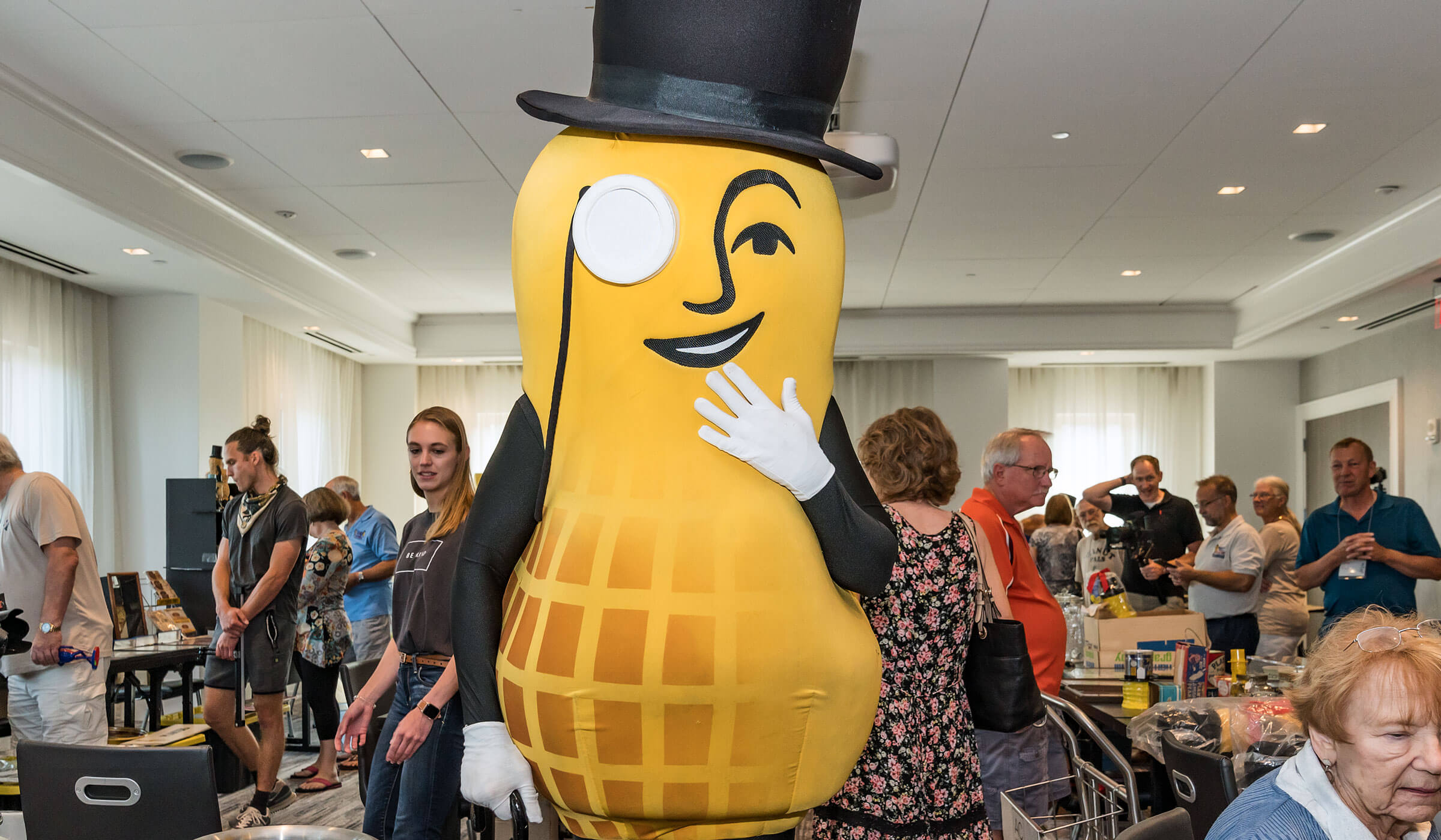 Peanut Pals Unite - Features - Hormel Foods