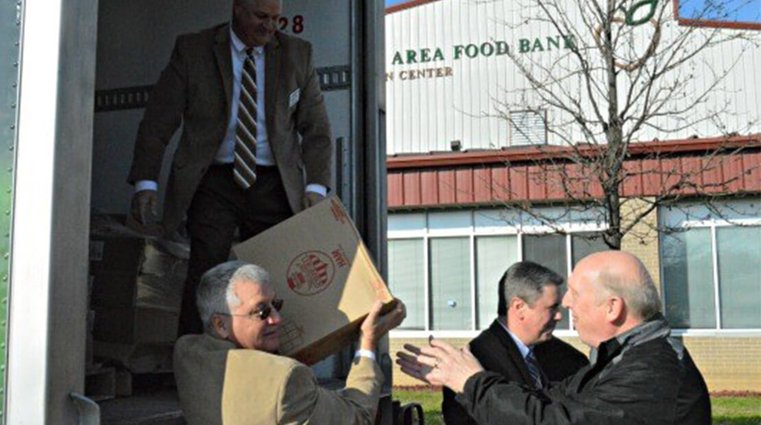 Food City, Hormel donate 733 hams to Chattanooga Area Food Bank