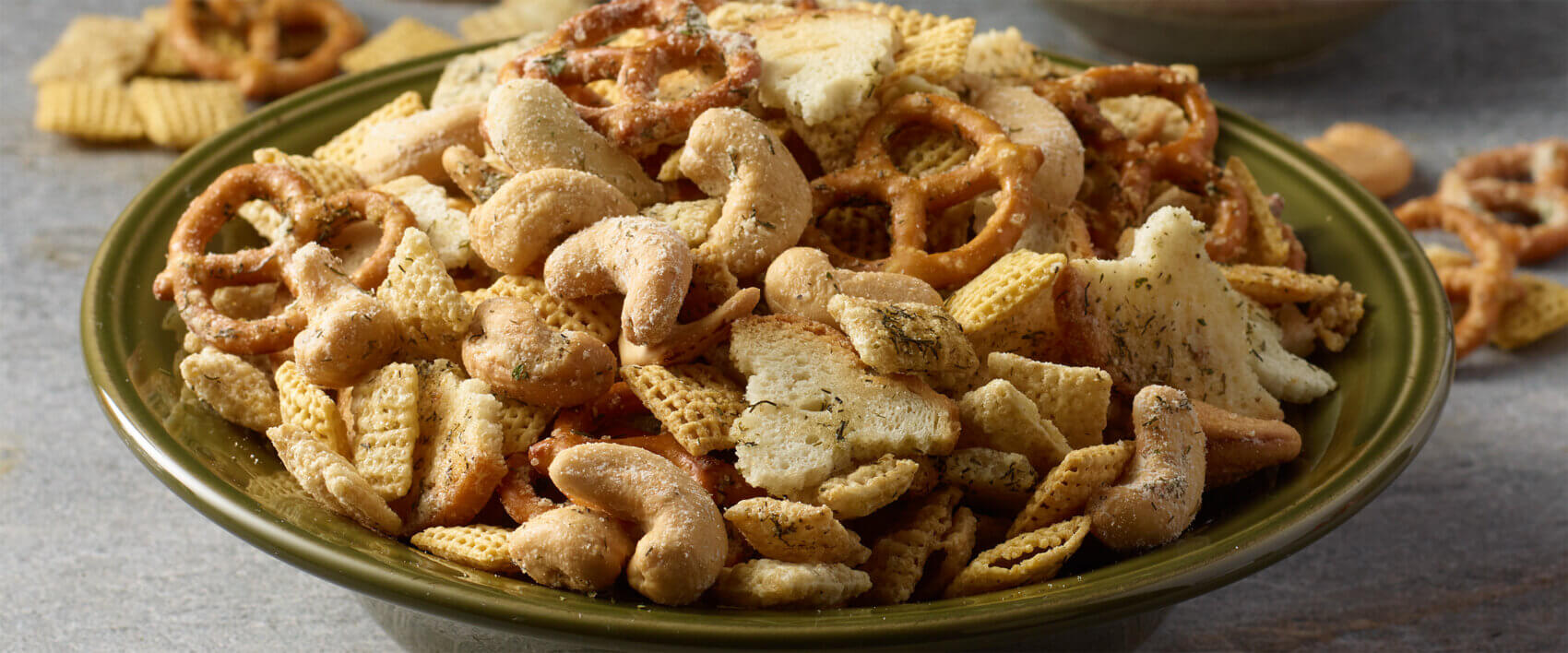 Dill Pickle Cashew Snack Mix - Hormel Foods