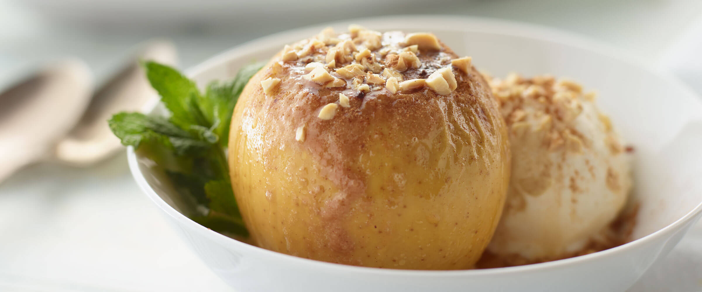 Peanut Butter Baked Apples