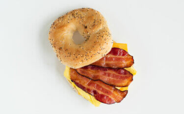 Hormel<sup>®</sup> Bacon 1™ Perfectly Cooked Bacon sandwich